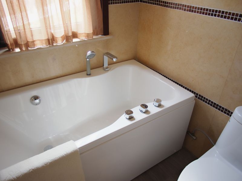 Bathtub Refinishing